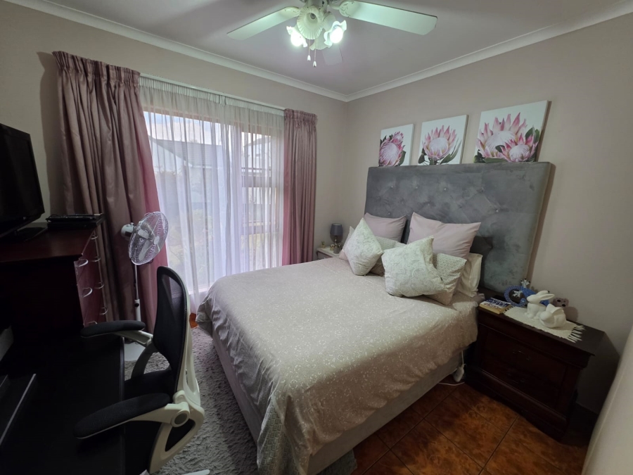 To Let 3 Bedroom Property for Rent in Vaalpark Free State